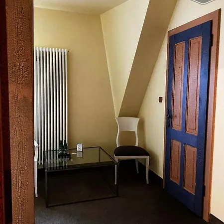 Pod Strzechą W Giewartowie Ośrodek wypoczynkowy *